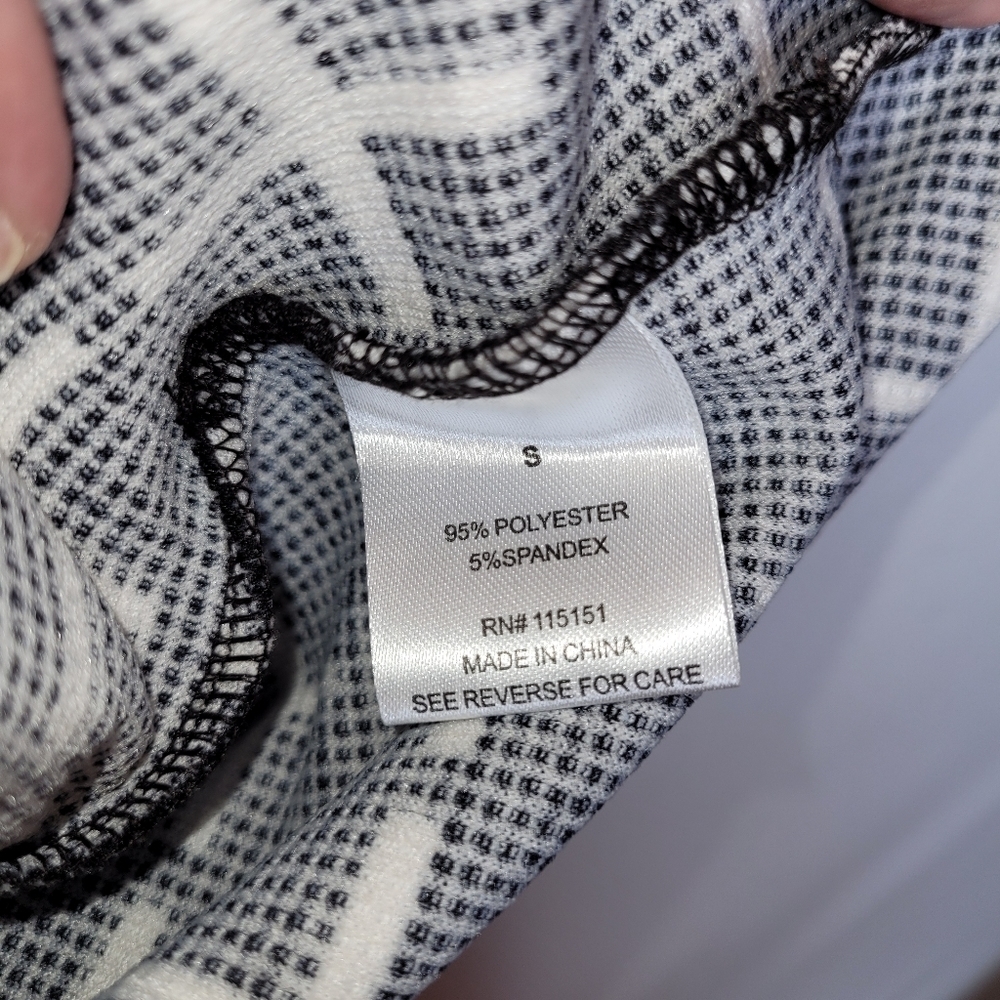 Romeo & Juliet Couture Shift Dress - Picture 11 of 14